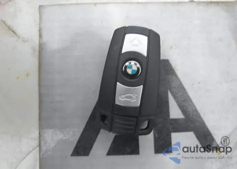 2015 BMW X1 xDrive28I z USA, uszkodzony, nr VIN WBAVL1C51FVY32983